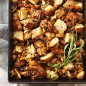 Challah Stuffing with Fennel & Dried Fruit