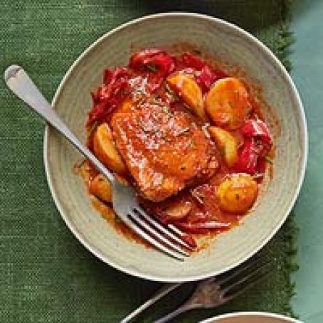 CHICKEN PAPRIKASH (with potatoes)