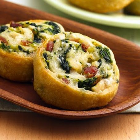 Cheesy Chicken and Spinach Pinwheels