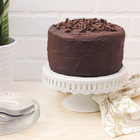 Grain-free Chocolate Cake with Dark Chocolate Ganache Frosting