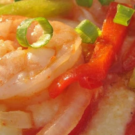 Garlic Cheese Grits with Shrimp