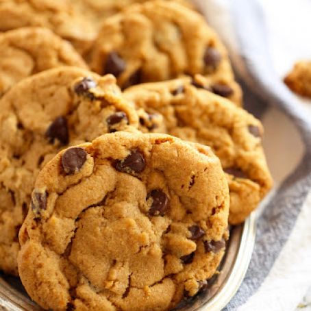 cookie - flourless peanut butter chocolate chip cookies