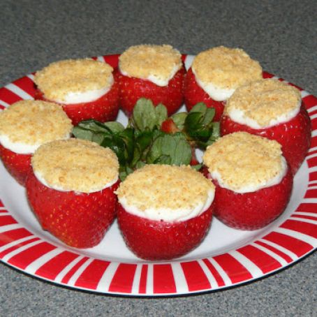 Cheesecake Stuffed Strawberries
