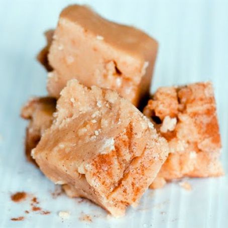 Caramelized Apple Cinnamon Fudge