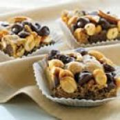 Chocolatey Peanut Pretzel Bars 