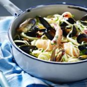 LINGUINI DE CAMARONES Y MEJILLONES