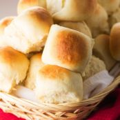 Fast and Easy Dinner Rolls