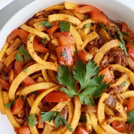 CHORIZO BUTTERNUT SPIRALS WITH RED BELL PEPPERS