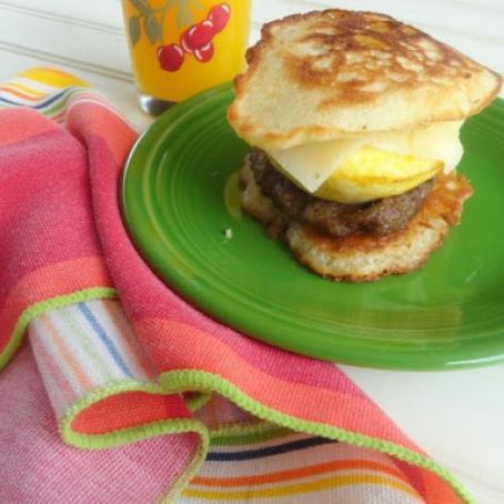 Pancake breakfast sandwiches to freeze