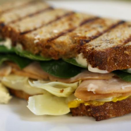 ARTICHOKE TURKEY SANDWICH