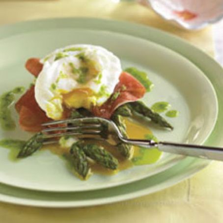 Easy Microwaved Poached Eggs