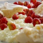 Creamy Rice Pudding with the Quickest Strawberry Jam