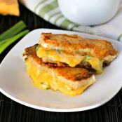 GRILLED CHEESE STICKS
