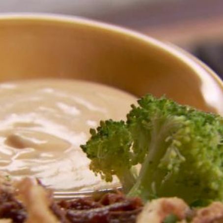 Blanched Broccoli and Cheese Dipping Sauce