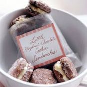 Little Hazelnut-Chocolate Cookie Sandwiches
