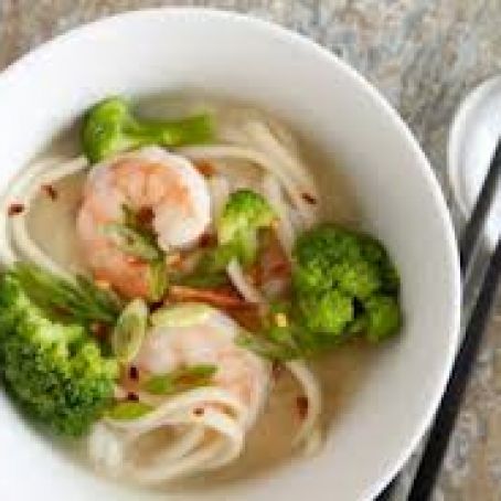 Miso Soup with Shrimp and Broccoli