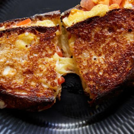 Grilled Cheese with Fresh Tomatoes