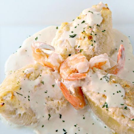 Shrimp & Crab Stuffed Shells in Garlic Cream Sauce