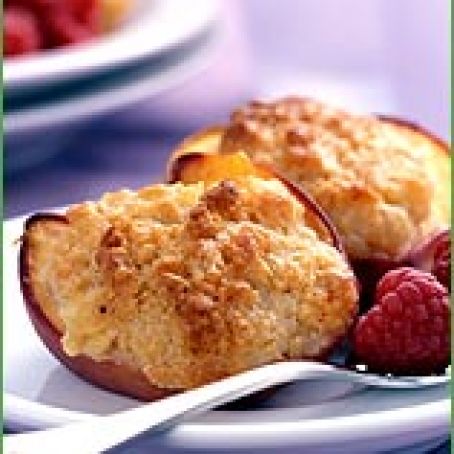 CRUMBLE-TOPPED PEACHES