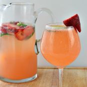 Strawberry & Lime Moscato Punch