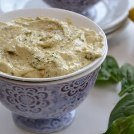 White Bean Spinach & Basil Hummus