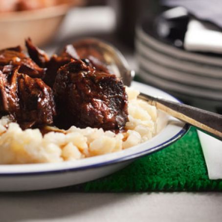 Braised Short Ribs with Potatoes and Apples Risotto Style