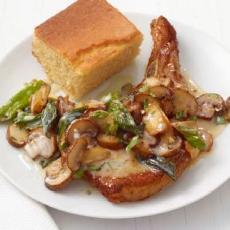 Pork Chops With Mushroom Gravy