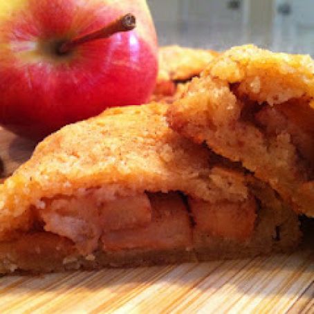 Low-Carb Mini Apple Pies