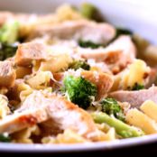 Lemony Broccoli Pasta with Chicken