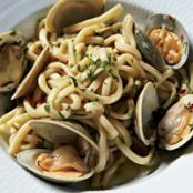 Spaghetti with Clams and Garlic