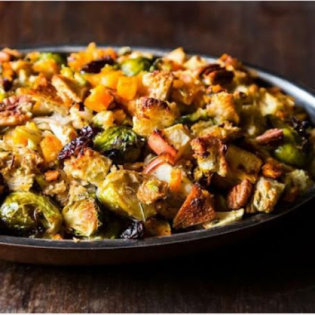 Vegan Butternut Squash, Brussels Sprouts Bread Stuffing with Apples