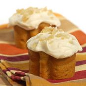 Pumpkin Mini Cakes with Cream Cheese Icing