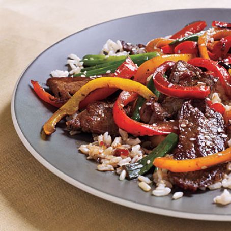 BEEF AND PEPPER STIR-FRY WITH RICE