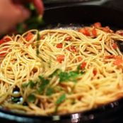 Bay Scallops with Tomato Cilantro Pasta