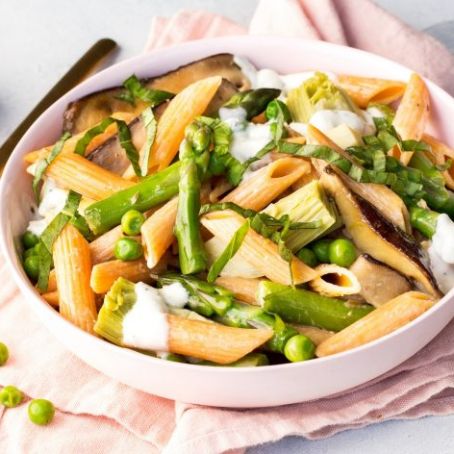 Red Lentil Pasta With Creamy Primavera Veggies