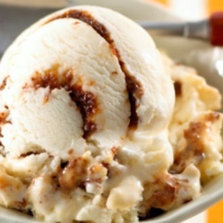 Low-Fat Amaretto Raisin Ice Cream