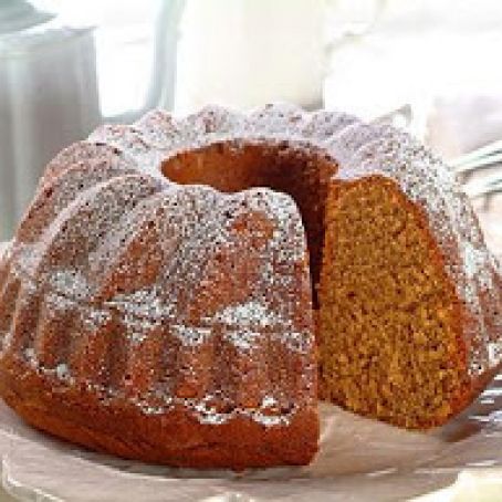 Powdered Sugar Pound Cake