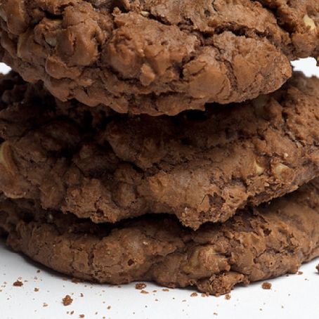 DOUBLE CHOCOLATE COOKIES