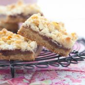 Raspberry Crumble Bars