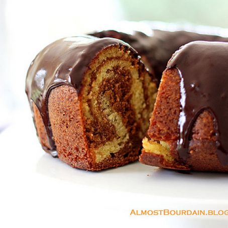 CAKE - White and Dark Chocolate Jaffa Swirl Cake