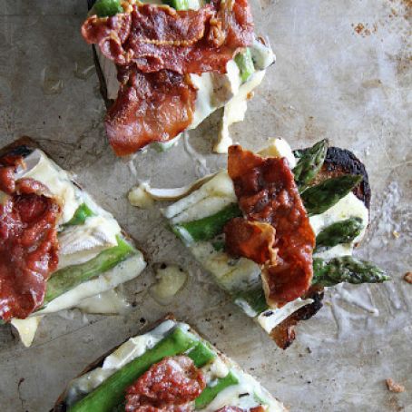 Asparagus, Crispy Prosciutto and Brie Grilled Cheese