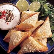 EMPANADAS DE POLLO HOJALDRADAS Y HORNEADAS