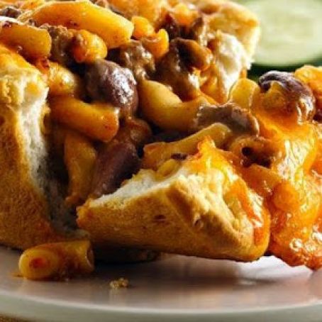 Chili Mac Pasta Pies