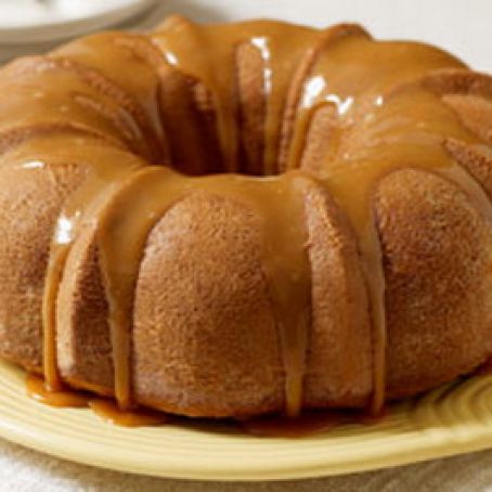 Moist Caramel Apple Cake