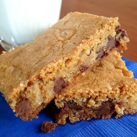 Ultimate Chocolate Chip Bars
