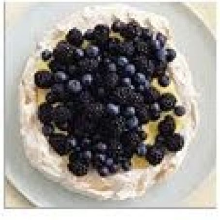 Pavlova with Lemon Curd & Blueberries