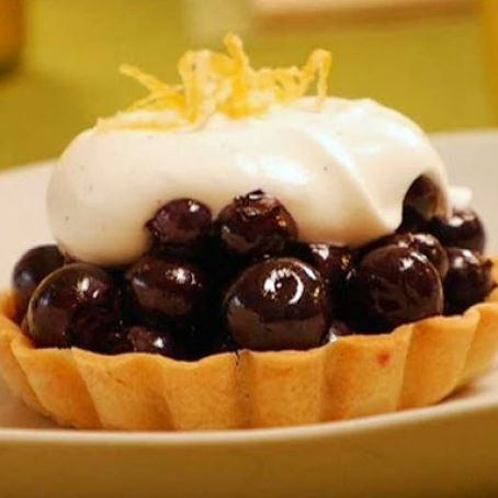 Blueberry Pie with Chantilly Cream