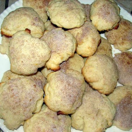 Norwegian Sour Cream Cookies