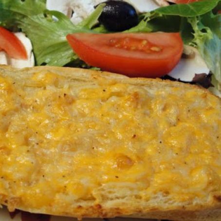 Incredibly Delicious Cheese Garlic Bread Spread