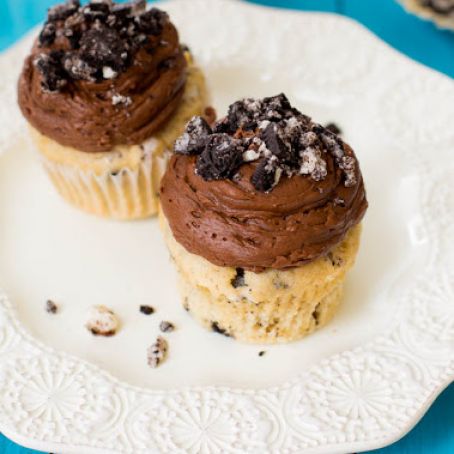 Cookies and Cream Cupcakes with Milk Chocolate Frosting